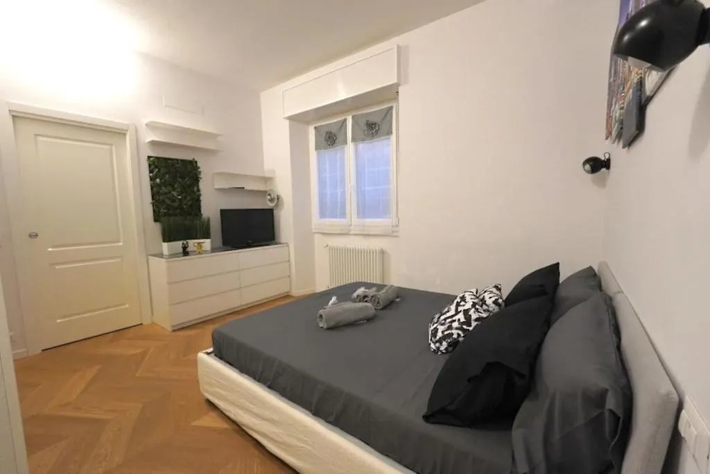 Apartment Near Termini Station Rzym